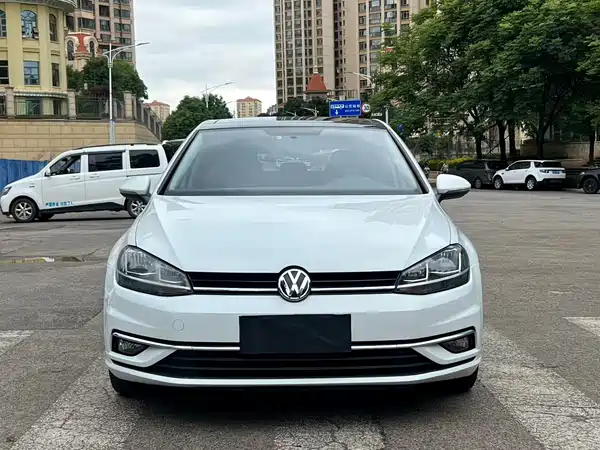Volkswagen Golf 2020