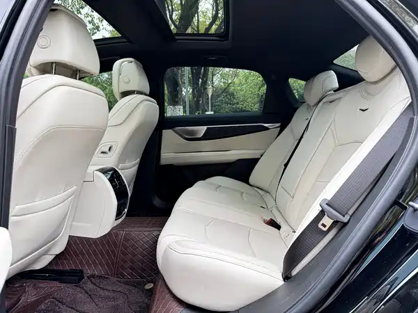 Cadillac CT6 2023