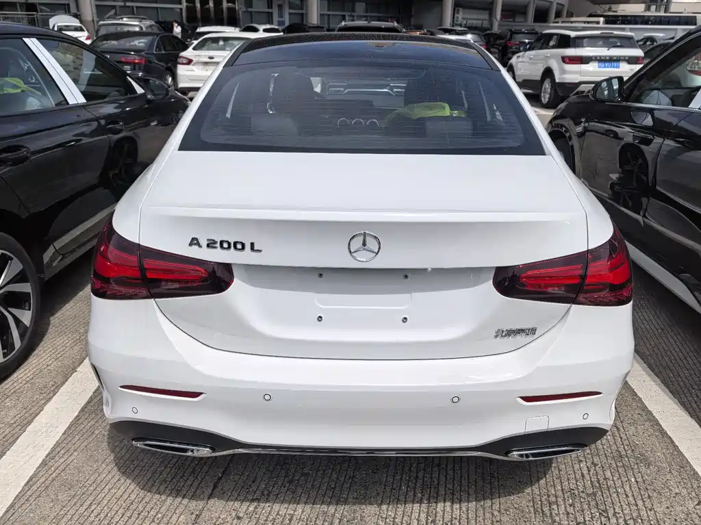 Mercedes-Benz A-Class 2025 — фото 13