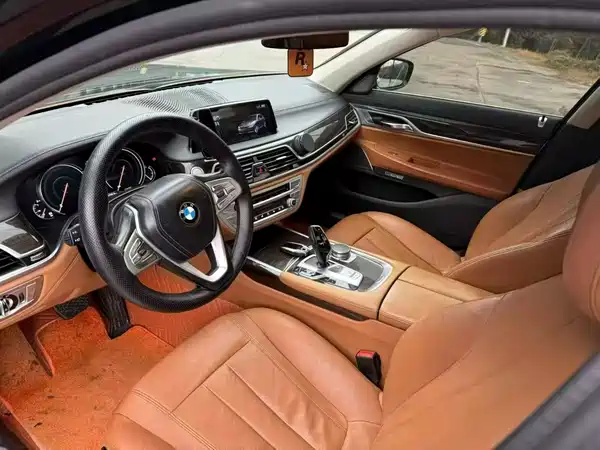 BMW 7 Series 2016