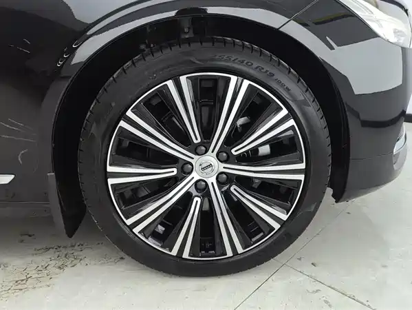 Volvo S90 2023