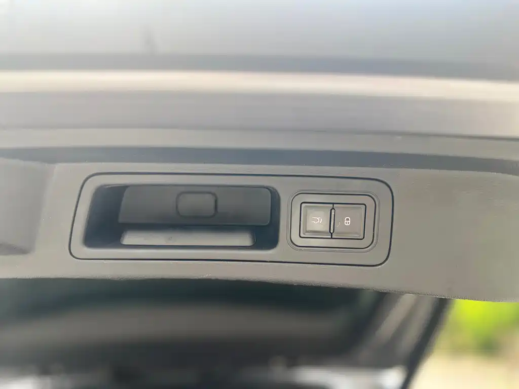 BYD PLUS New Energy 2022 — фото 17