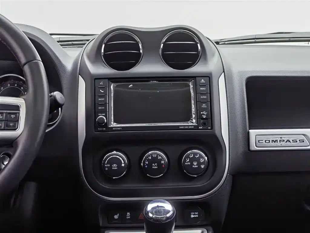 Jeep Compass 2014 — фото 12