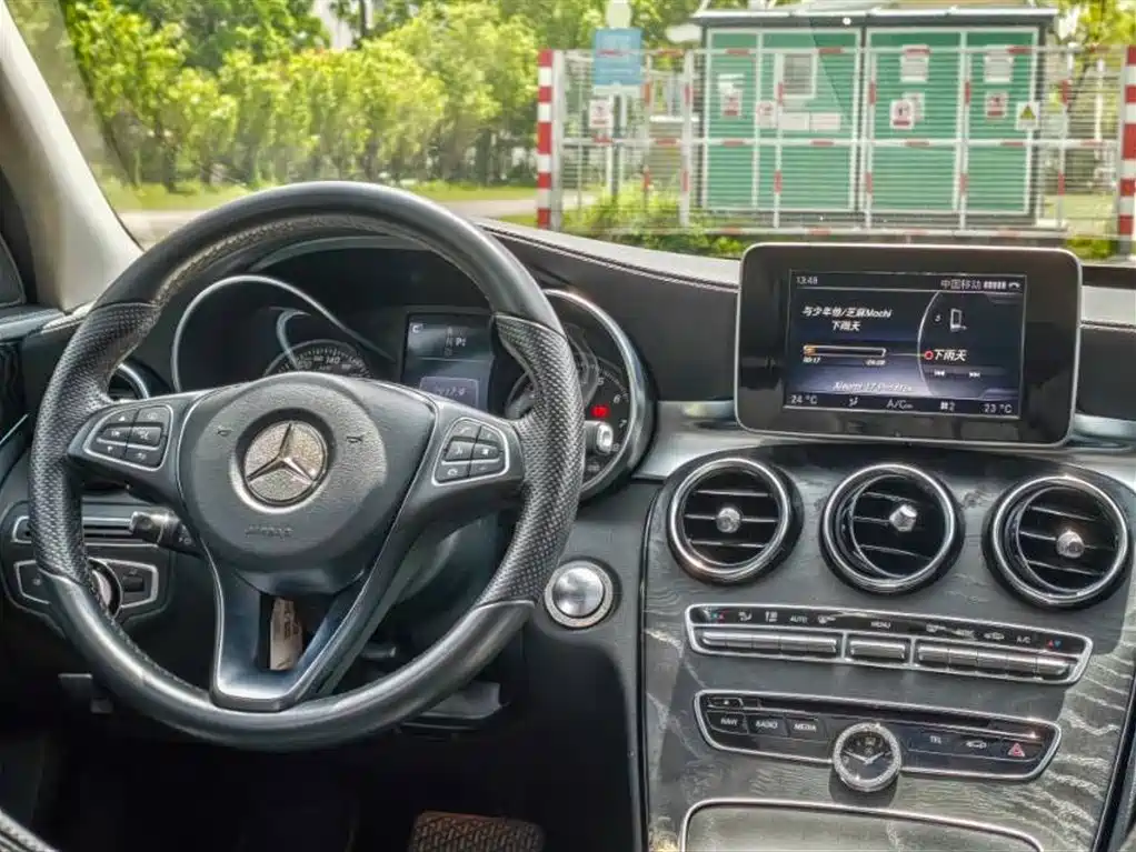Mercedes-Benz C-Class 2017 — фото 10