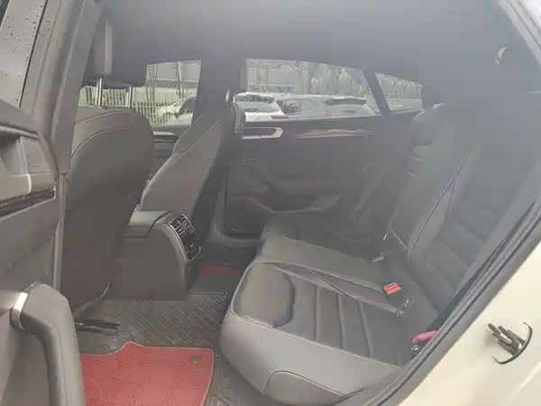 Volkswagen CC 2025