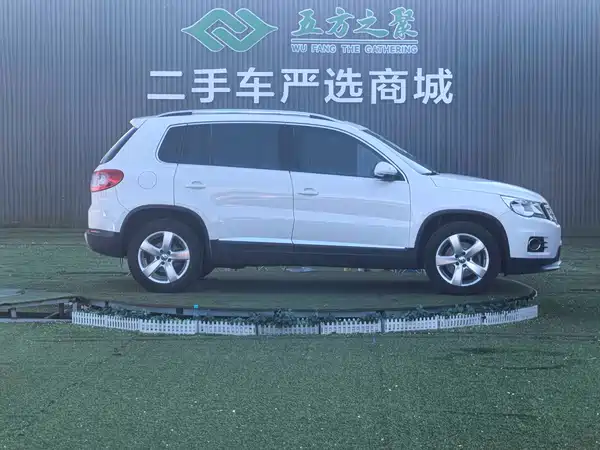 Volkswagen Tiguan 2012