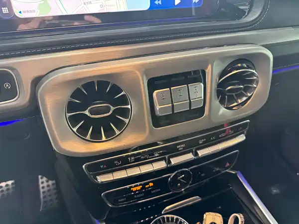 Mercedes-Benz G-Class 2023