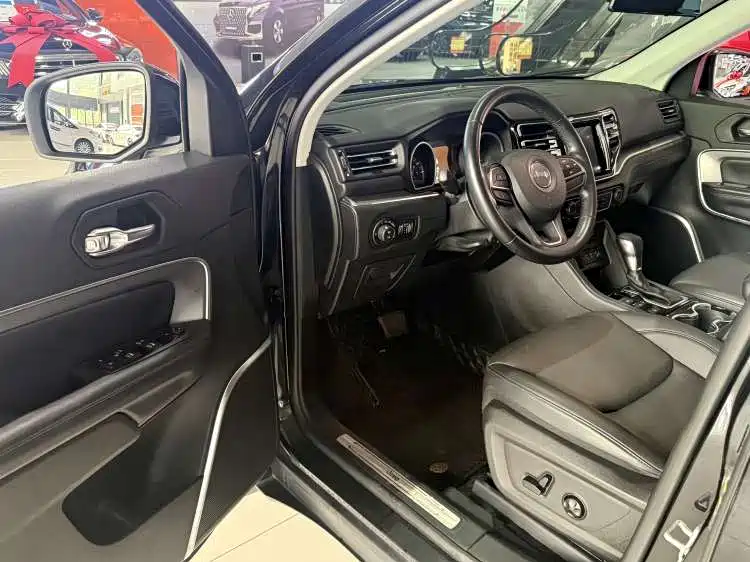 Jeep Grand Commander 2021 — фото 9