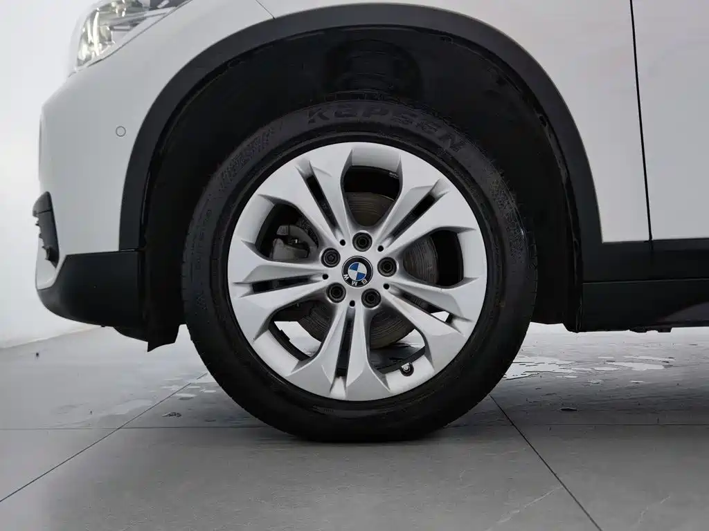 BMW X1 2017 — фото 17
