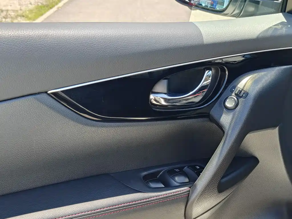 Nissan Qashqai 2018 — фото 12