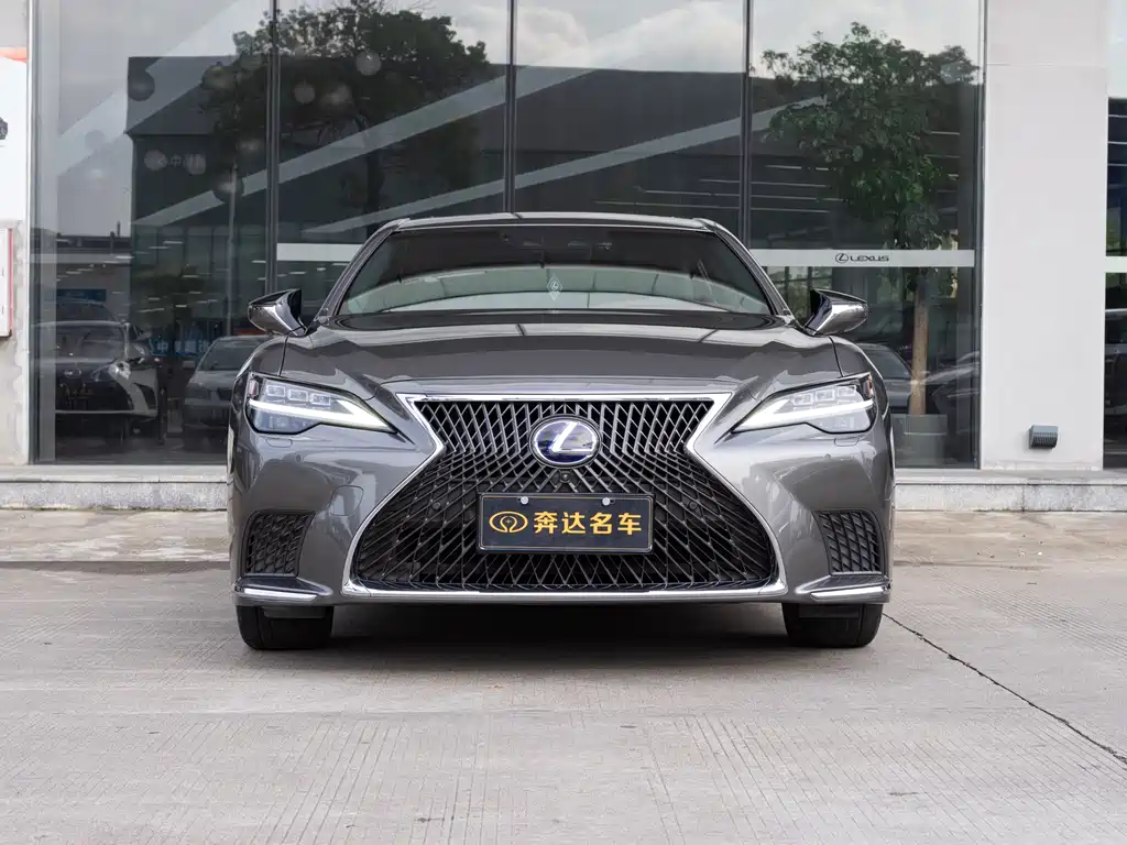 Lexus LS 2021 — фото 2