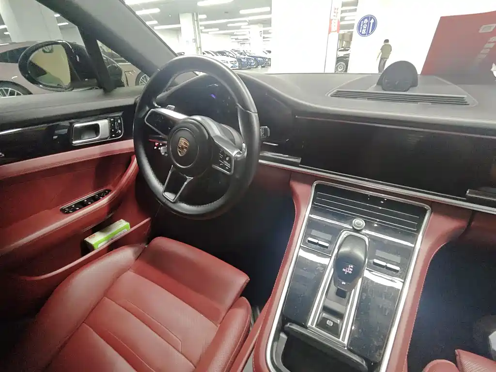 Porsche Panamera 2019 — фото 10