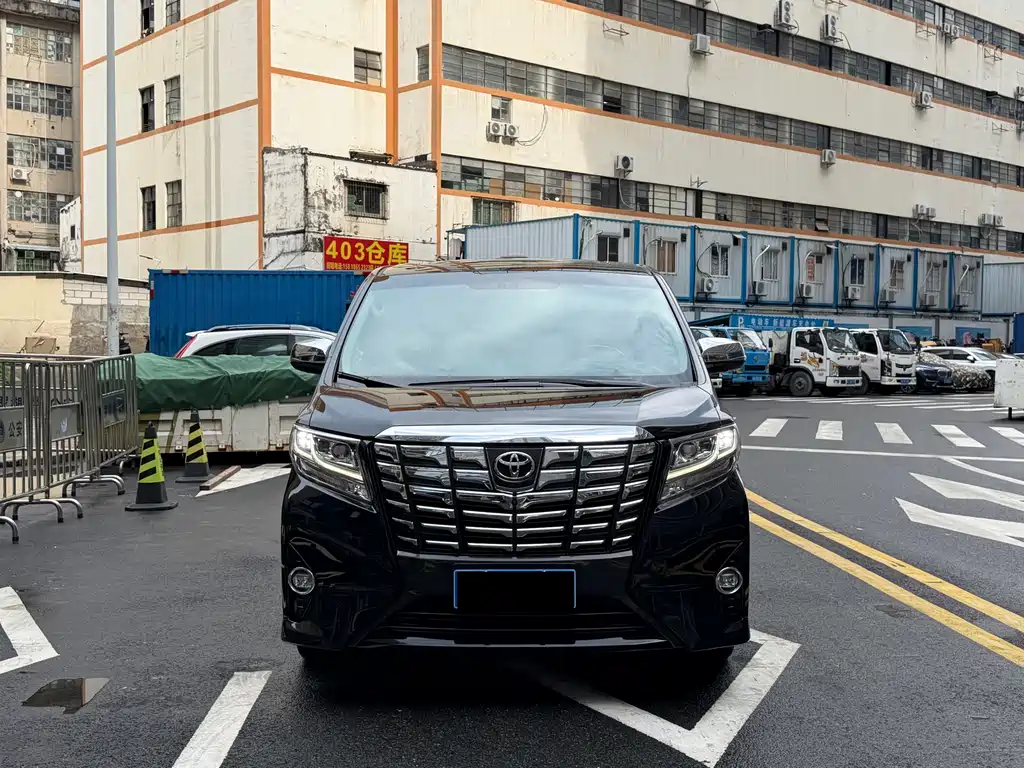 Toyota Alphard 2018 — фото 2