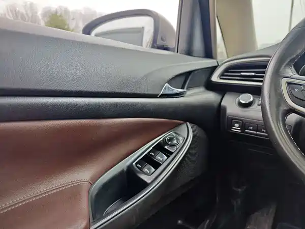 Buick GL6 2018