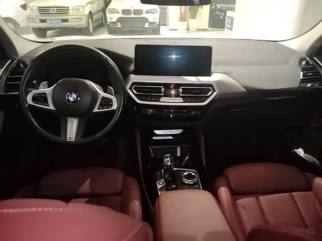 BMW X4 2022 — фото 10