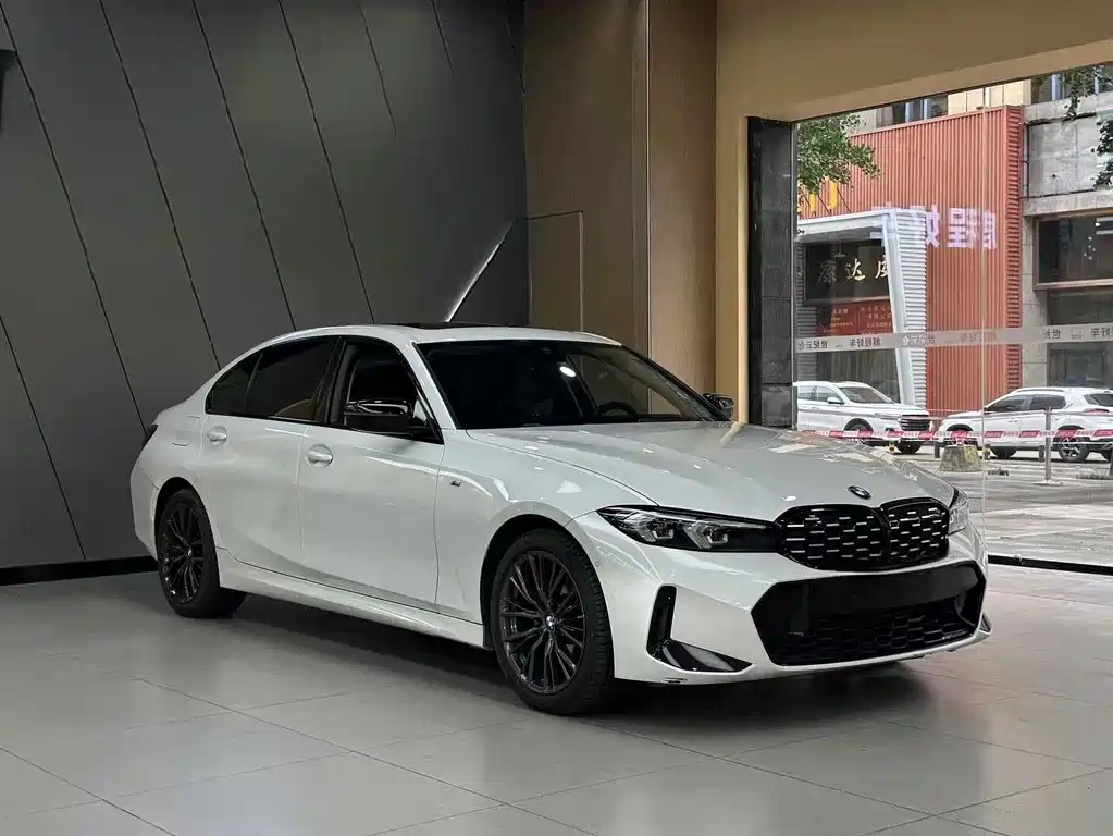 BMW 3 Series 2023