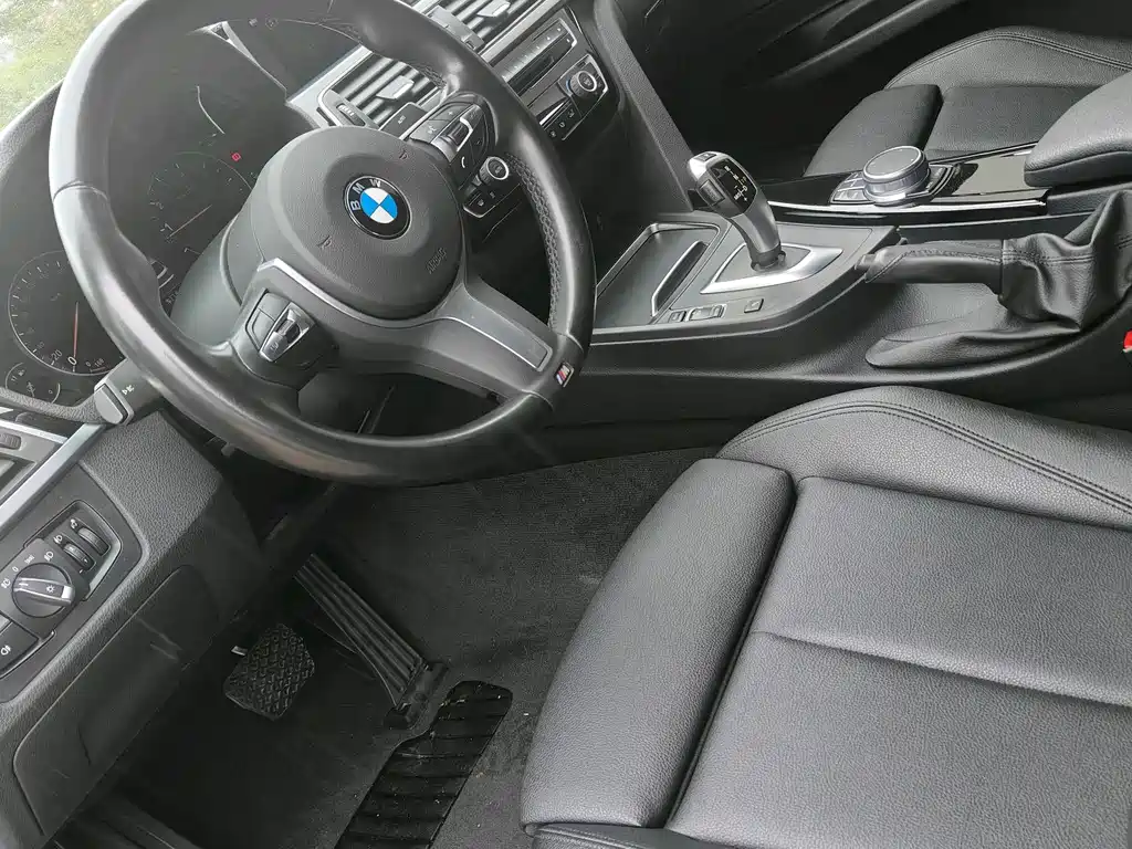 BMW 3 Series GT 2019 — фото 6