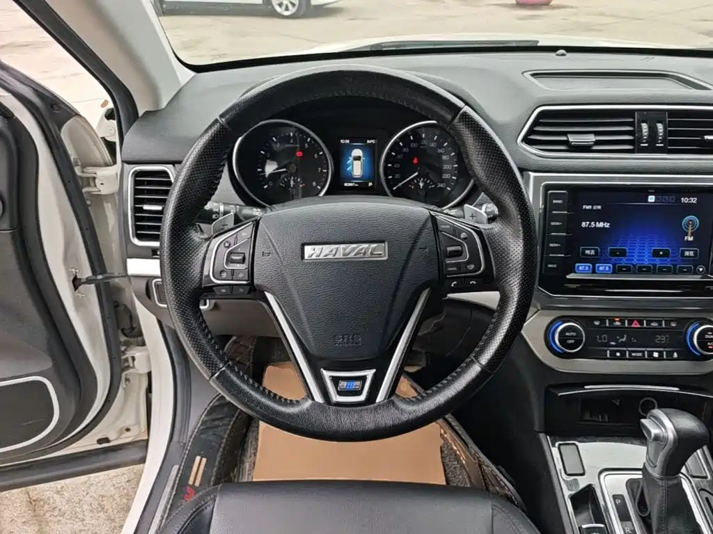 Haval H6 Coupe 2016 — фото 11