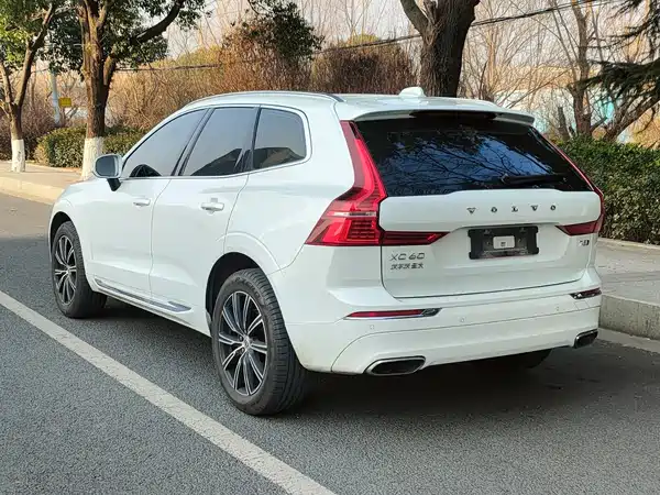 Volvo XC60 2021