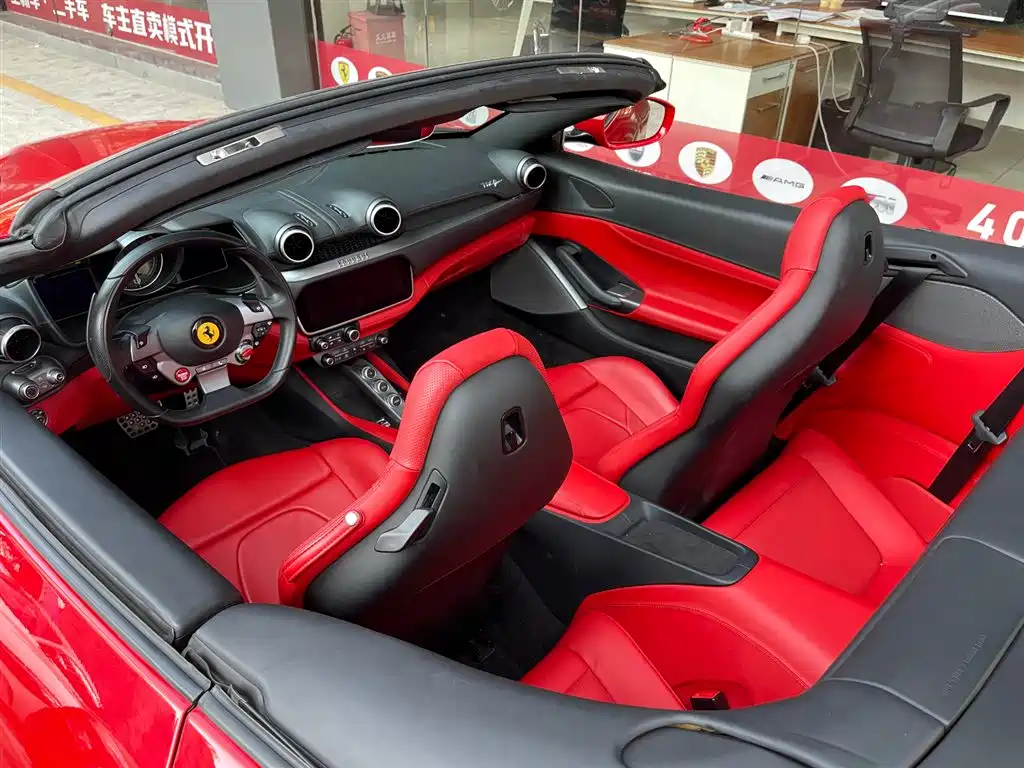 Ferrari Portofino 2019 — фото 10