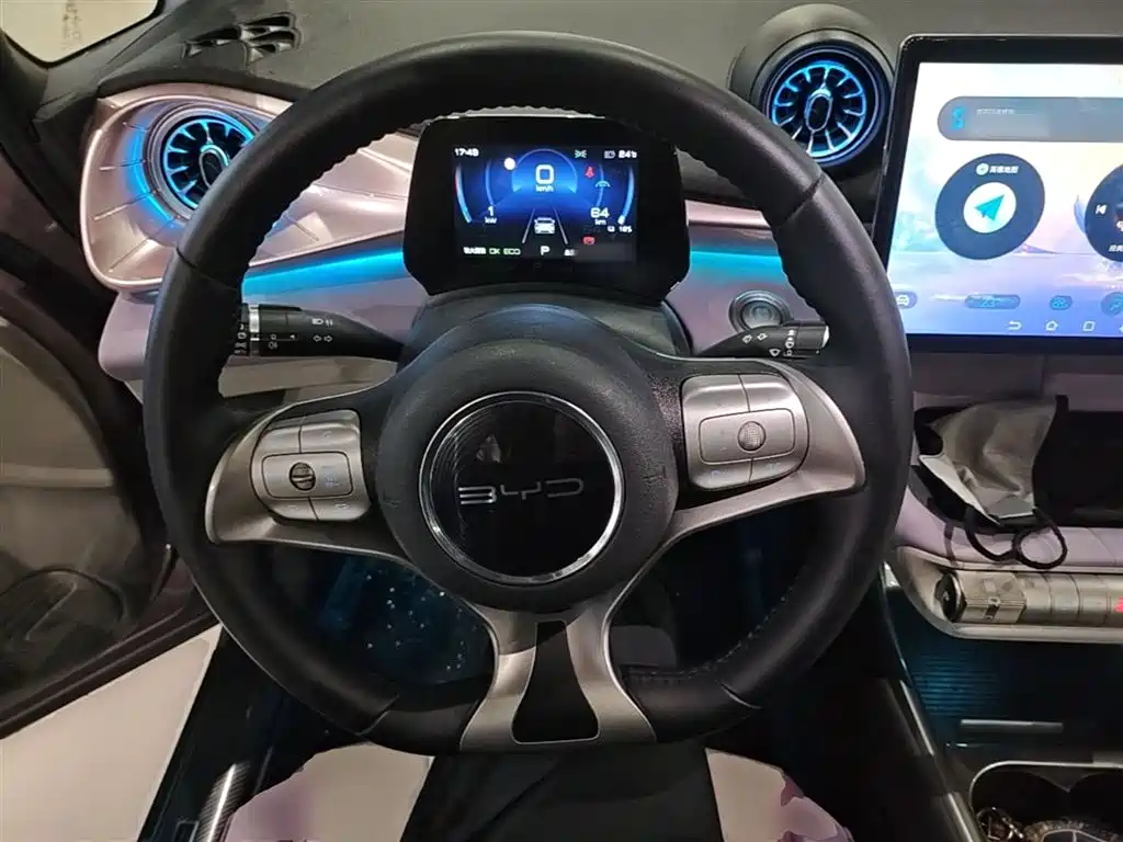 BYD Dolphin 2022 — фото 11