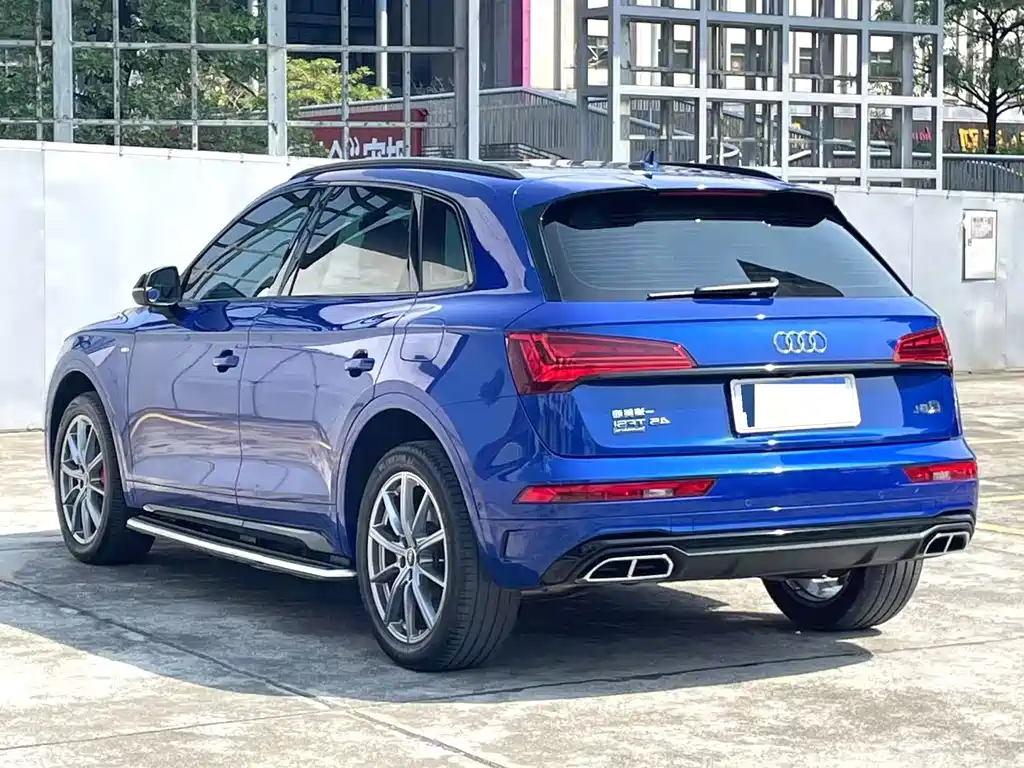 Audi Q5L 2021 — фото 5
