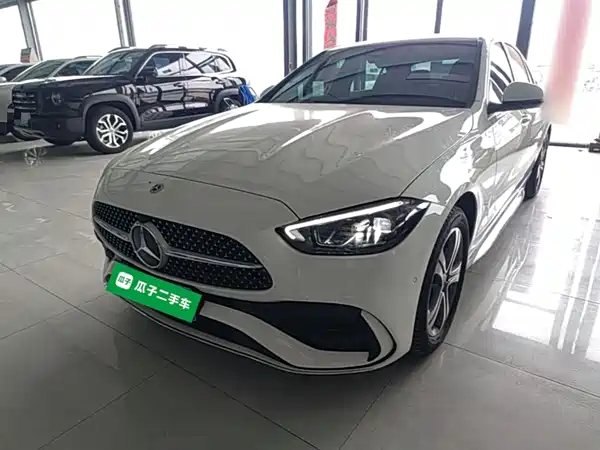 Mercedes-Benz C-Class 2022