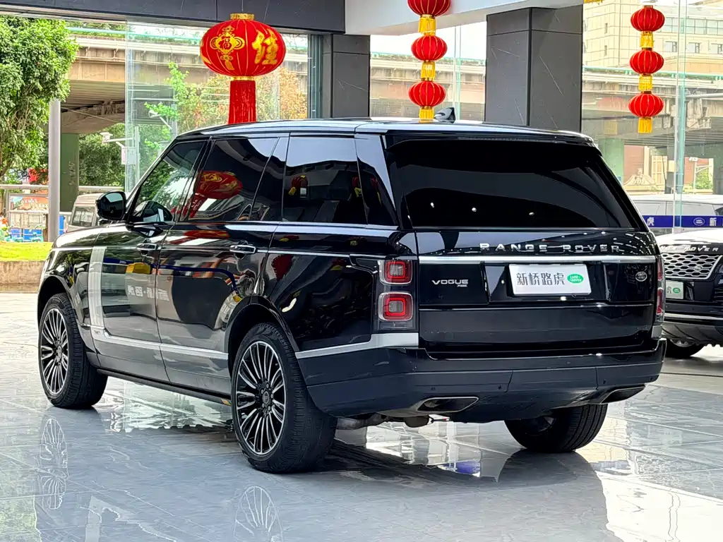 Land Rover Range Rover 2020 — фото 19