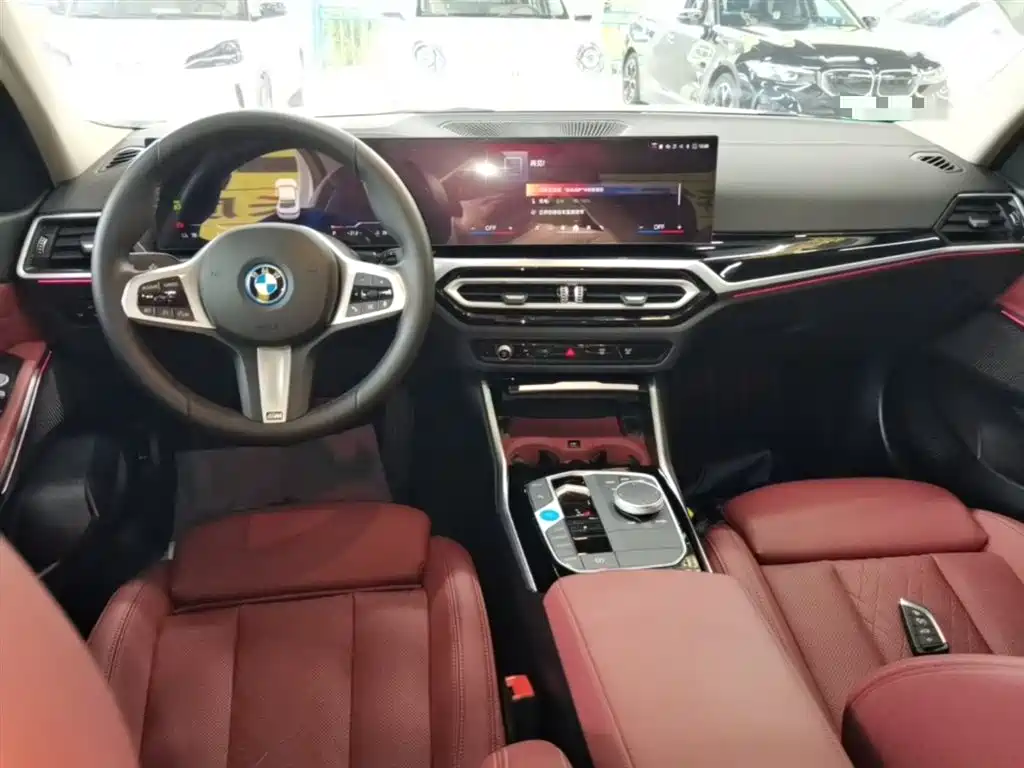 BMW i3 2024 — фото 10