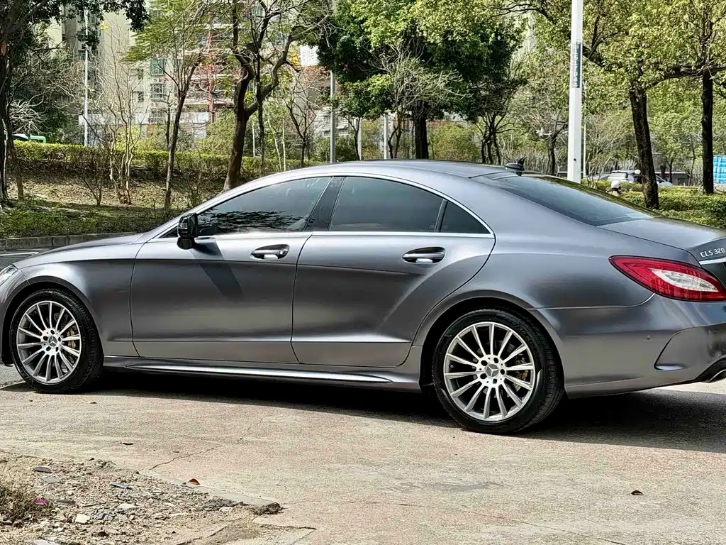 Mercedes-Benz CLS 2015 — фото 9
