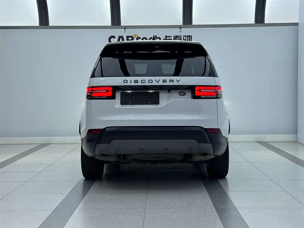 Land Rover Discovery 2018 — фото 4
