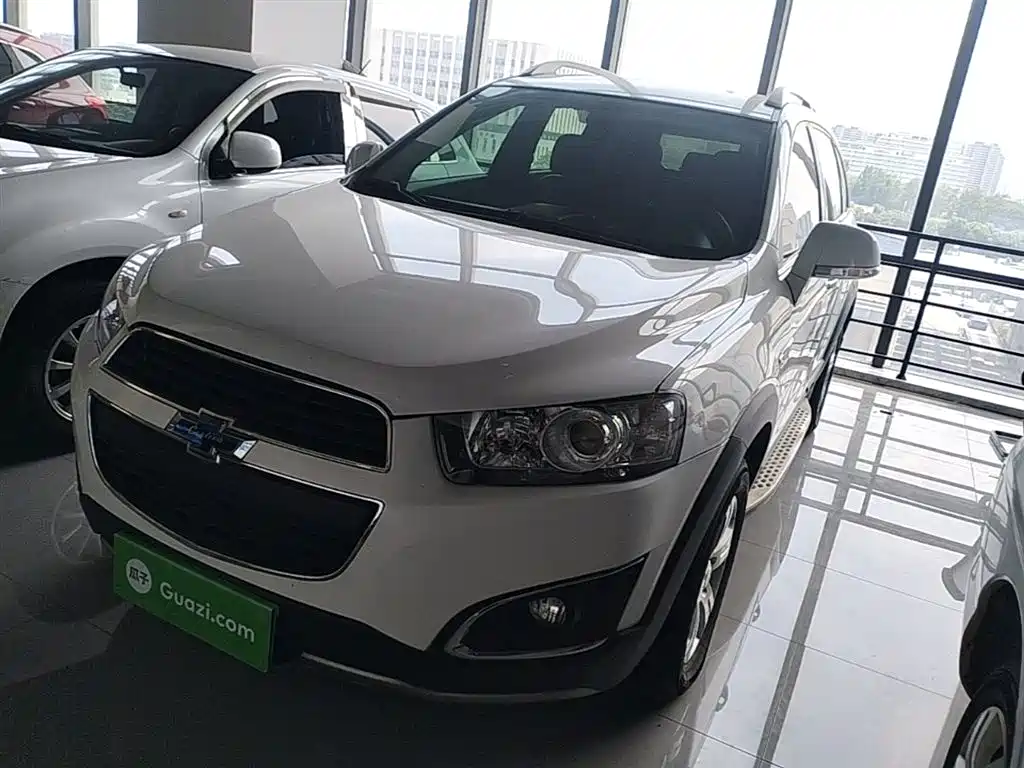 Chevrolet Captiva 2016 — фото 2