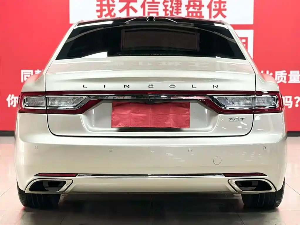Lincoln Continental 2018 — фото 5