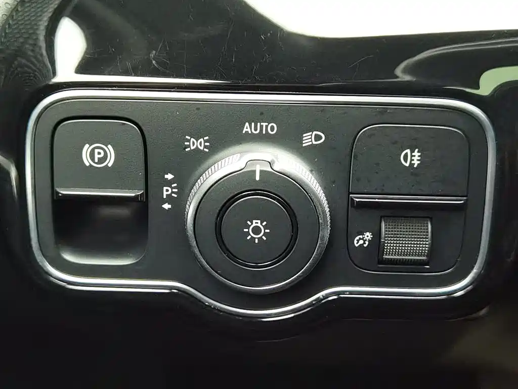 Mercedes-Benz A-Class 2021 — фото 21