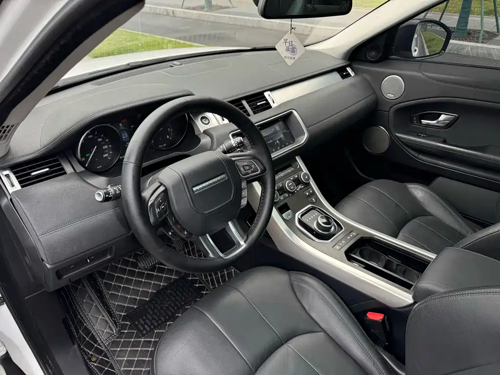 Land Rover Evoque 2018 — фото 4