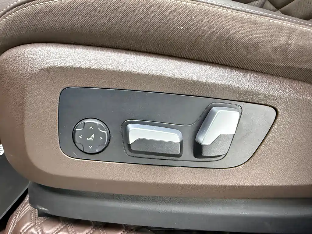 BMW X5 2024 — фото 17