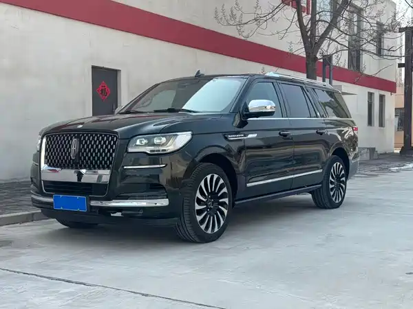 Lincoln Navigator 2022