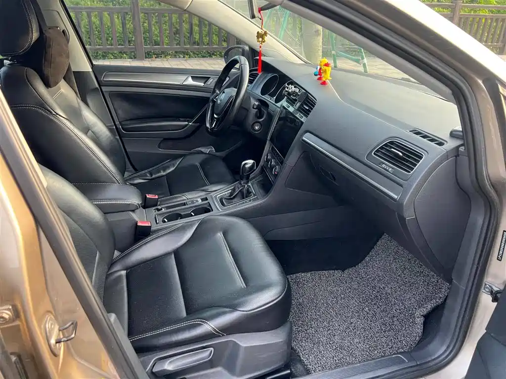 Volkswagen Golf 2014
