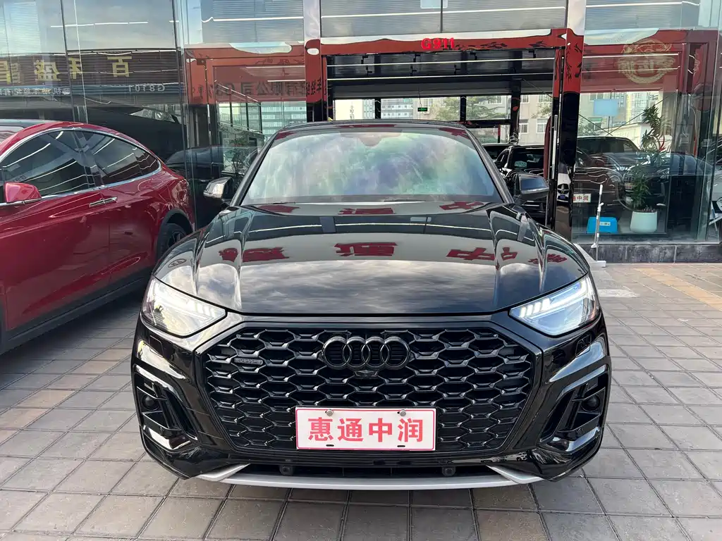 Audi Q5L Sportback 2022 — фото 2