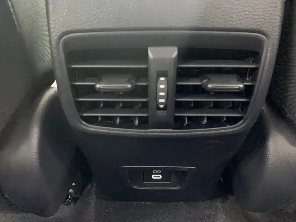 Toyota Levin 2023 — фото 13