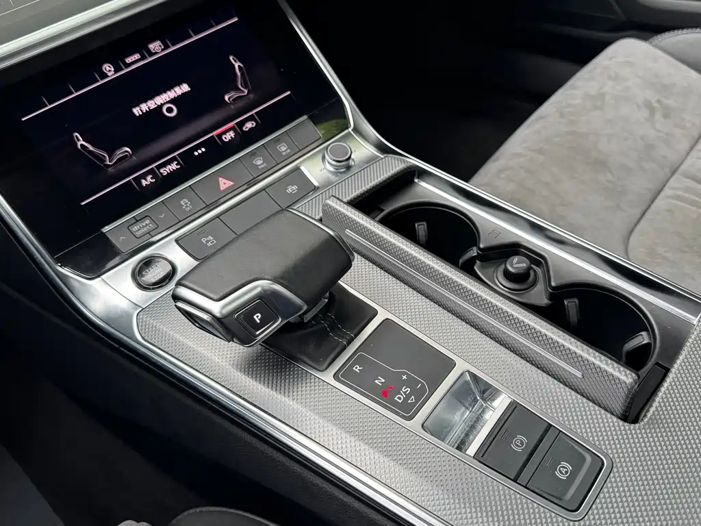 Audi A6L 2021 — фото 26
