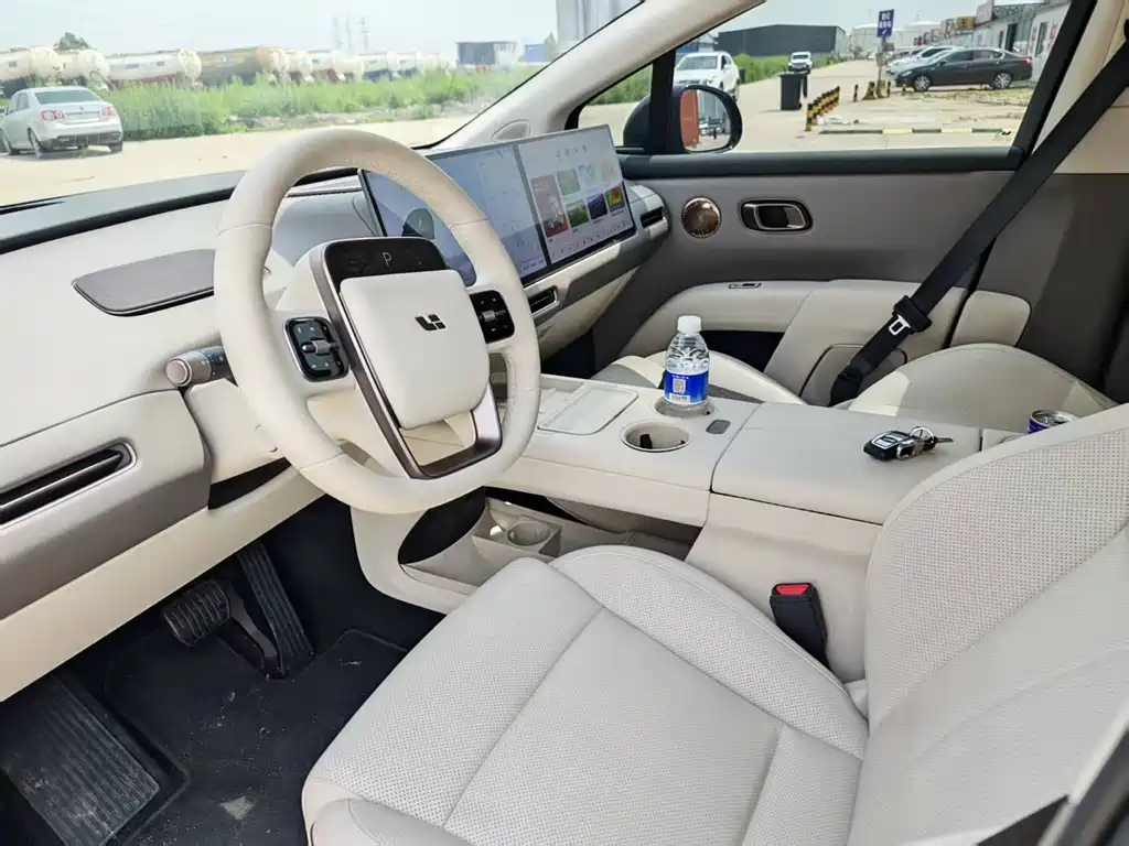 Li Auto i8 2026