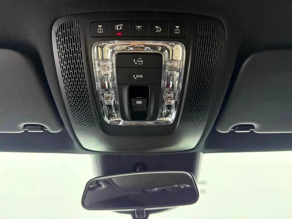 Mercedes-Benz A-Class 2023 — фото 13