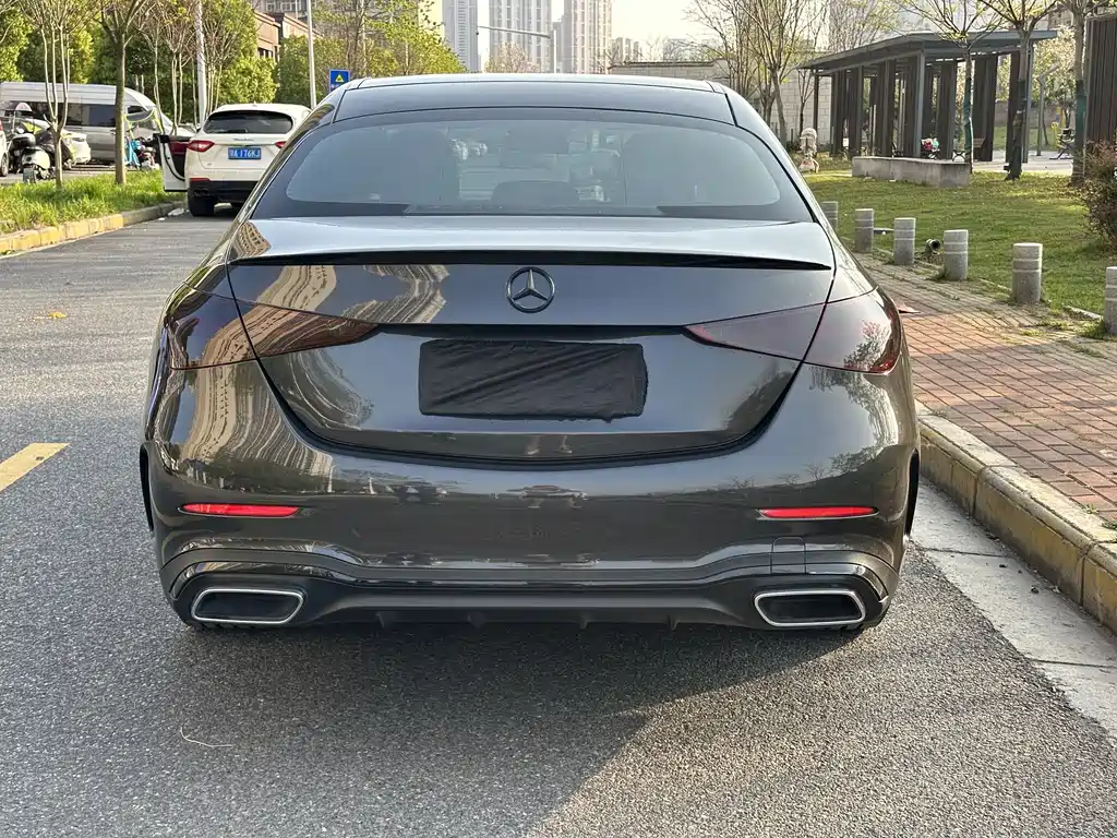Mercedes-Benz C-Class 2023 — фото 11