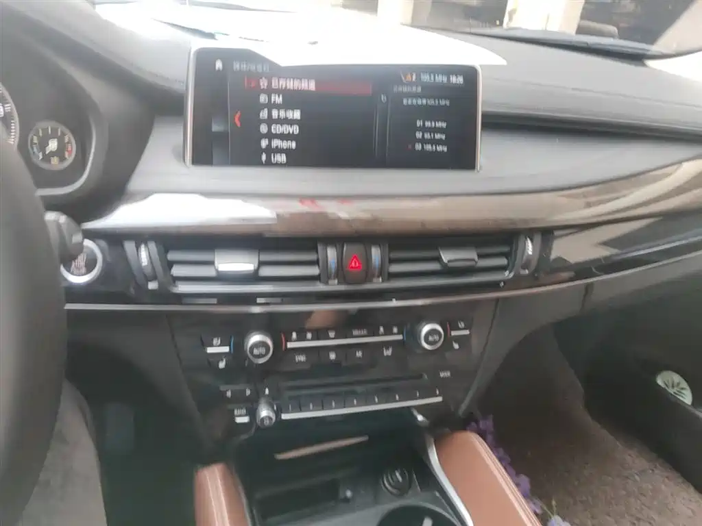 BMW X6 2018 — фото 13