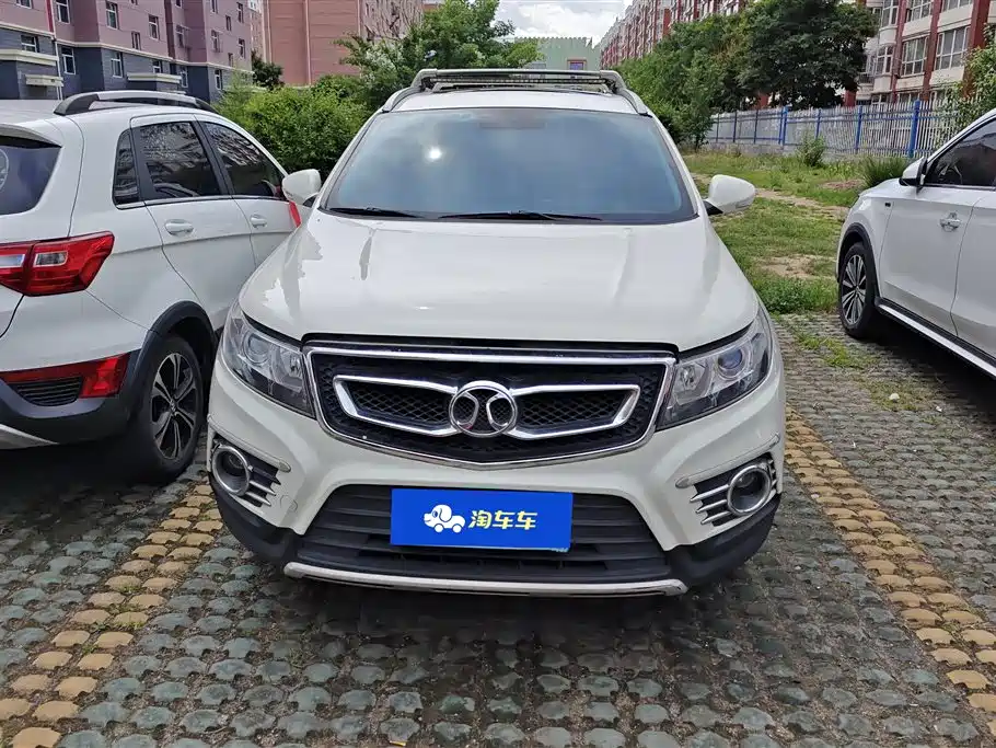 BAIC Senova X55 2016 — фото 2