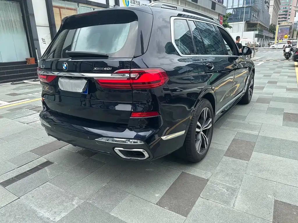 BMW X7 2021 — фото 10
