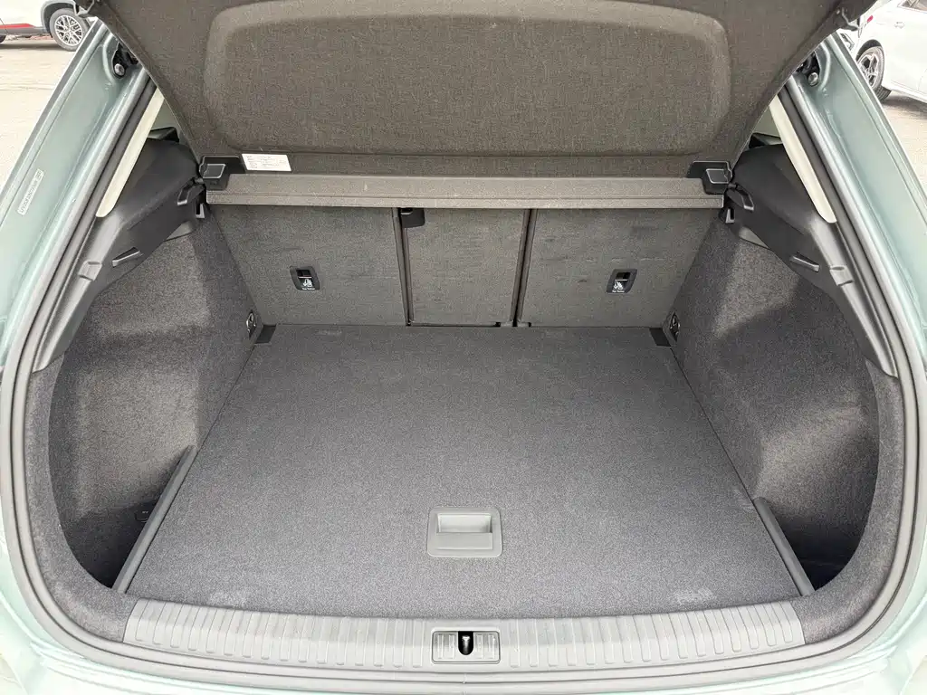 Audi Q3 2022 — фото 22