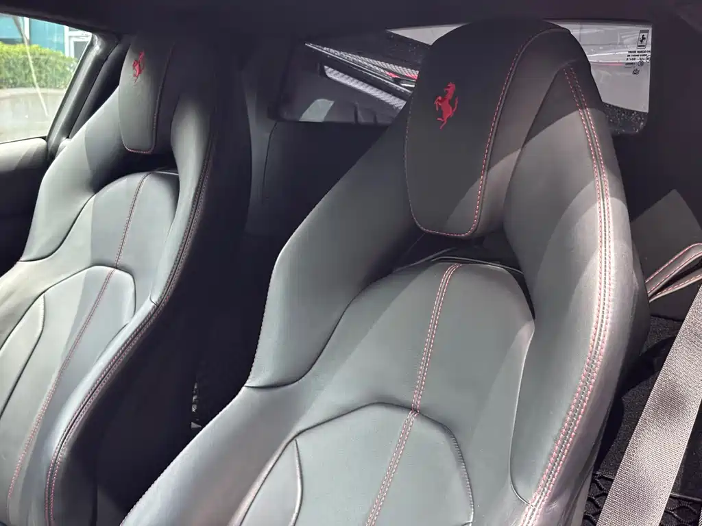 Ferrari F8 2022 — фото 9