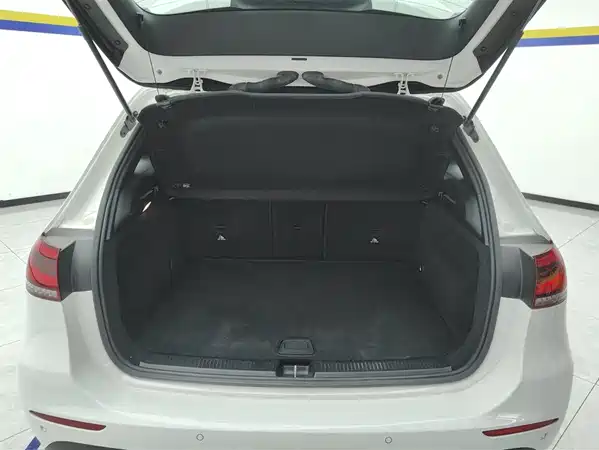 Mercedes-Benz B-Class 2023